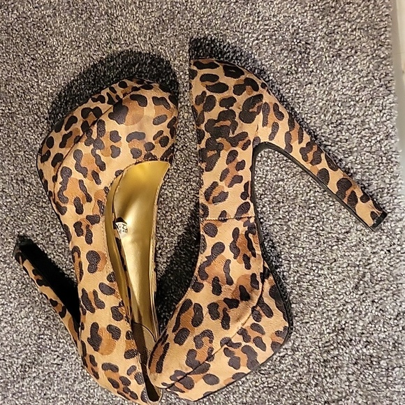 Mossimo cheetah heels size 9 1/2 nwot - Picture 4 of 4